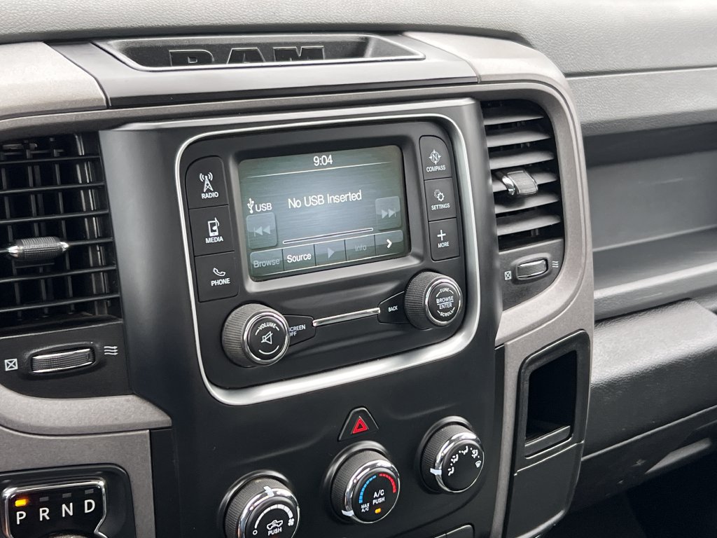 Used 2018 RAM 1500 Express RWD image 21