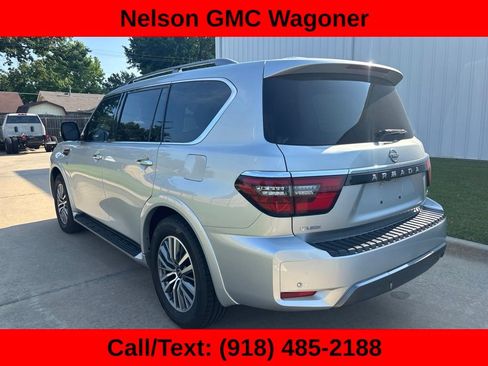 Used 2021 Nissan Armada SL w/ Captain's Chairs Package RWD image 7