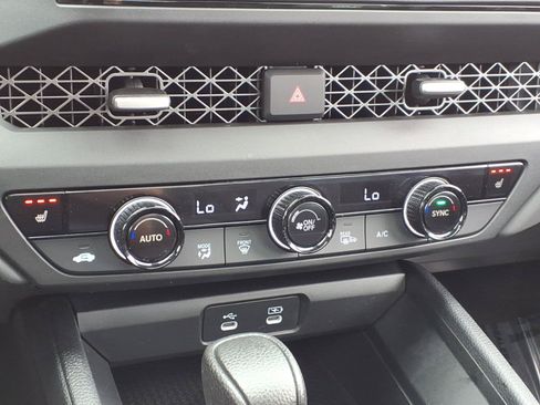 Used 2024 Honda Accord EX image 19