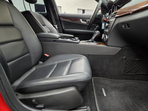Used 2012 Mercedes-Benz C 250 Sedan image 13