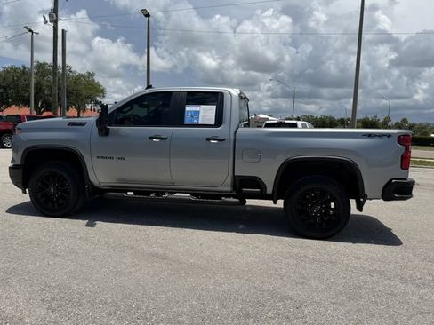 Used 2026 Chevrolet Silverado 2500 Custom w/ Custom Value Package AWD/4WD image 9