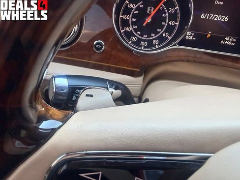 Used 2012 Bentley Mulsanne RWD image 42