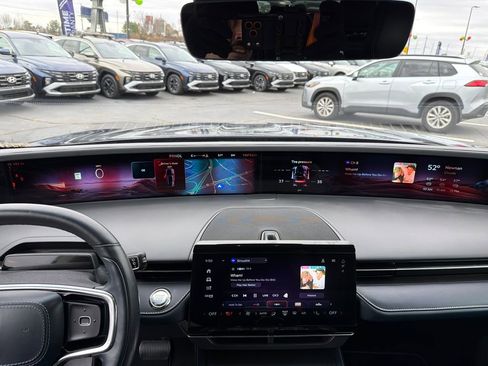 Used 2024 Lincoln Nautilus Reserve image 27