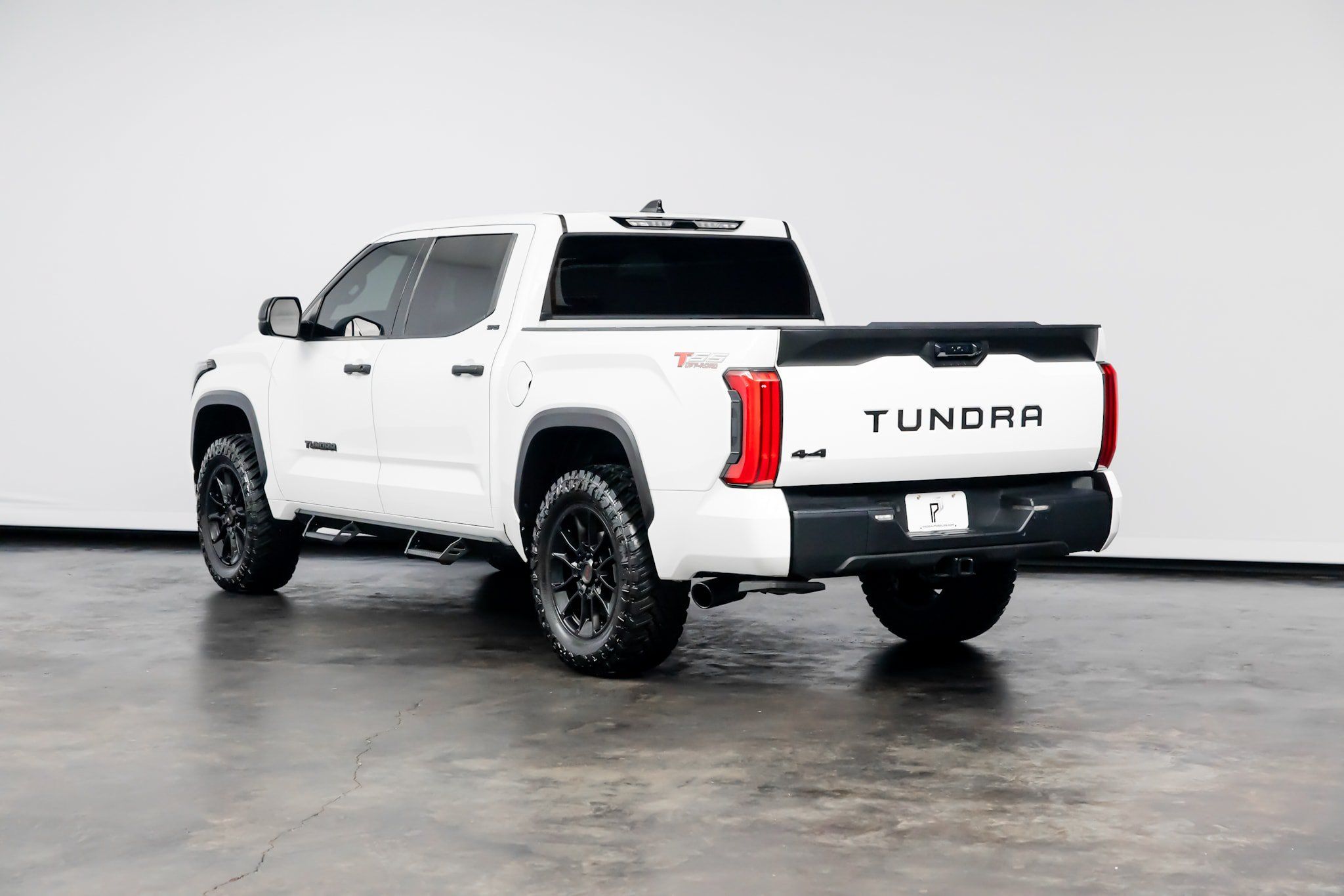 Used 2023 Toyota Tundra SR5 AWD/4WD image 15