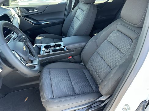 New 2026 Chevrolet Equinox LT image 22