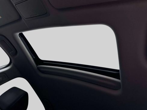 Used 2021 Honda CR-V EX image 18