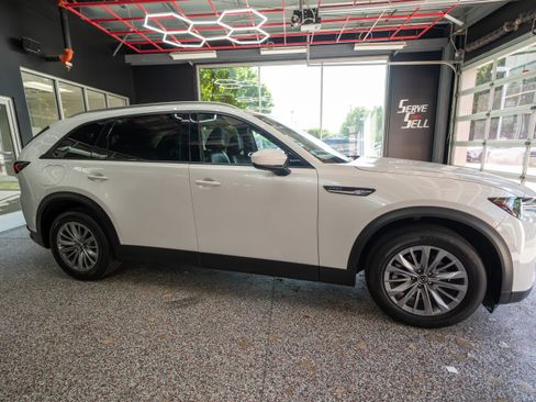 Used 2024 MAZDA CX-90 Plug-In Hybrid w/ Preferred AWD/4WD image 5
