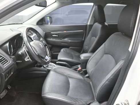 Used 2017 Mitsubishi Outlander Sport SEL FWD image 17