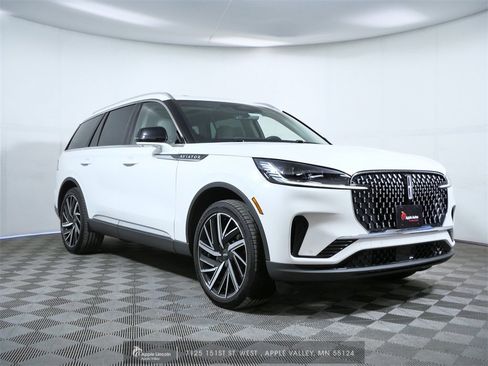 New 2025 Lincoln Aviator Reserve w/ Equipment Group 201A image 1