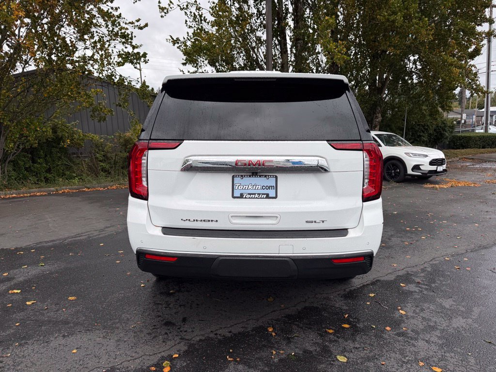 Used 2022 GMC Yukon XL SLT w/ SLT Luxury Plus Package AWD/4WD image 9