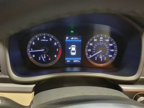 Used 2019 Hyundai Sonata SEL w/ Winter Weather Package FWD image 12