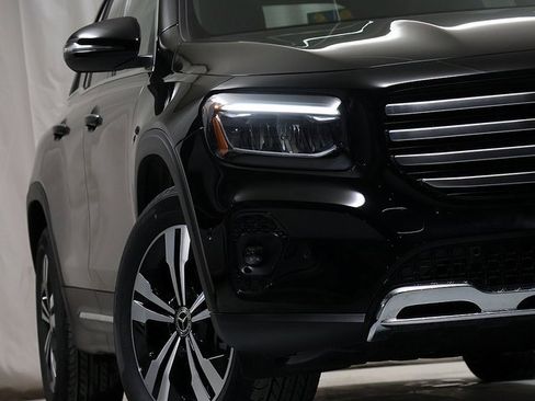 Certified 2026 Mercedes-Benz GLB 250 4MATIC image 4