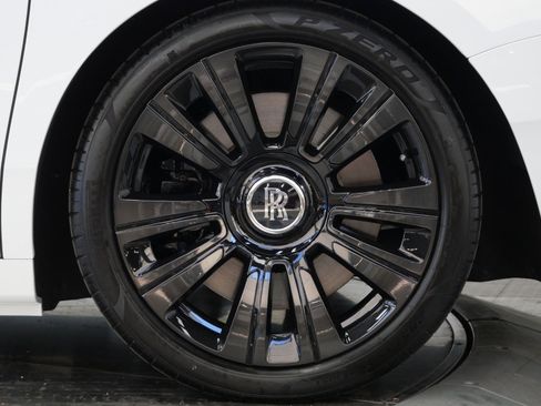 Used 2022 Rolls-Royce Ghost w/ Ghost Package AWD/4WD image 11