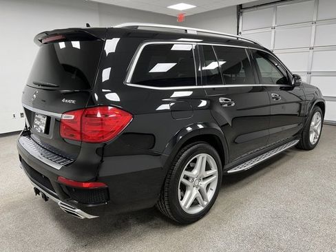 Used 2014 Mercedes-Benz GL 550 4MATIC image 12