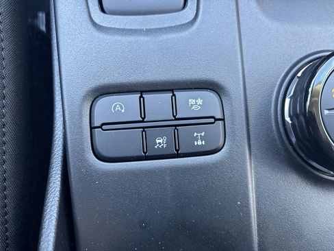 New 2025 Ford Ranger XLT w/ Equipment Group 301A High image 31