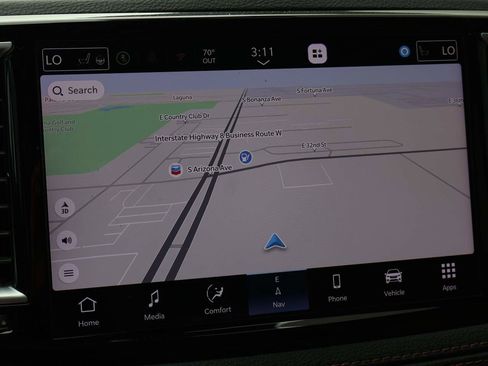 Used 2025 Chrysler Pacifica Pinnacle FWD image 17