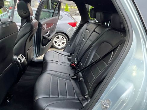 Used 2018 Mercedes-Benz GLC 300 4MATIC image 25