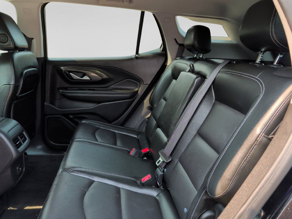 Used 2024 GMC Terrain SLT AWD/4WD image 31