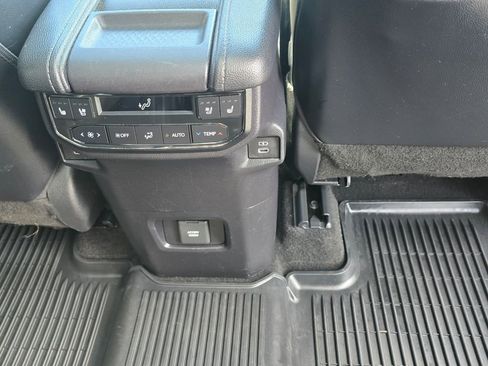 Used 2024 Toyota Grand Highlander AWD Hybrid image 13