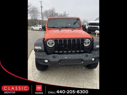Used 2020 Jeep Wrangler Unlimited Sport image 2