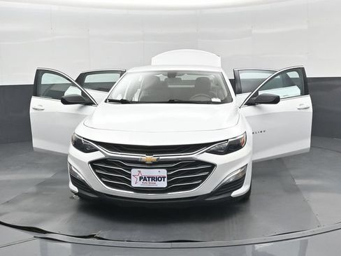 Used 2021 Chevrolet Malibu LS FWD image 57