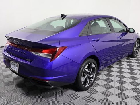 Used 2023 Hyundai Elantra SEL w/ Convenience Package image 8