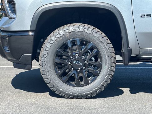 New 2026 Chevrolet Silverado 2500 LT w/ Trail Boss Package AWD/4WD image 10