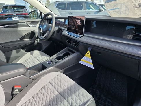 New 2025 Volkswagen Tiguan S image 29