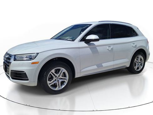 Used 2019 Audi Q5 2.0T Premium AWD/4WD image 8