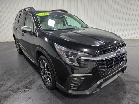 Used 2023 Subaru Ascent Limited w/ Technology Package AWD/4WD image 2