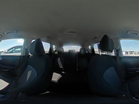 Used 2025 Kia Soul LX w/ LX Technology Package FWD image 40