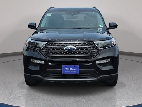 Certified 2023 Ford Explorer XLT w/ Equipment Group 202A AWD/4WD image 2