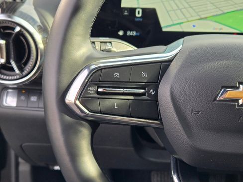 Certified 2025 Chevrolet Equinox LT image 25