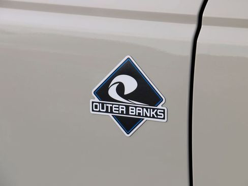 New 2026 Ford Bronco Outer Banks AWD/4WD image 10