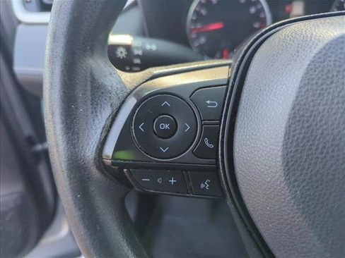 Used 2022 Toyota RAV4 LE FWD image 14