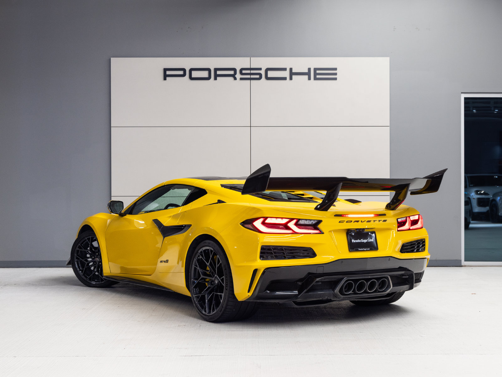 Used 2026 Chevrolet Corvette ZR1 w/ ZR1 Carbon Fiber Aero Package RWD image 3