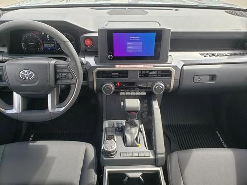 New 2026 Toyota Tacoma TRD Off-Road AWD/4WD image 13