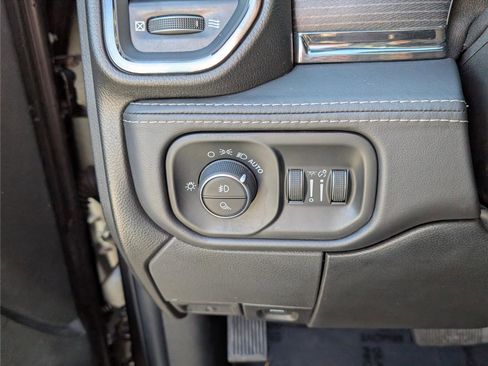 Used 2022 RAM 2500 Limited image 21