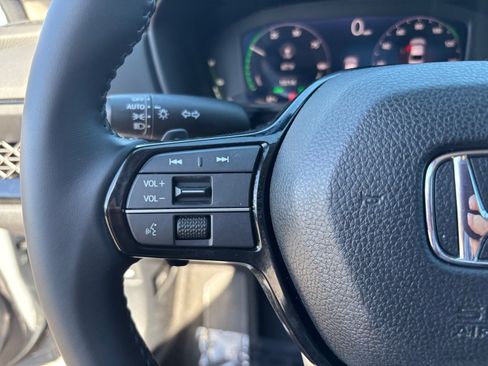 Used 2023 Honda Accord Touring image 30