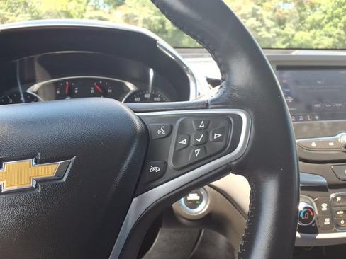 Used 2022 Chevrolet Equinox LT FWD image 15