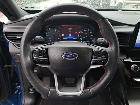 Certified 2022 Ford Explorer ST-Line w/ Class IV Trailer Tow Package image 26