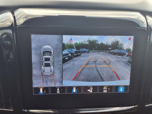 Used 2023 Chevrolet Traverse Premier w/ Redline Edition AWD/4WD image 5