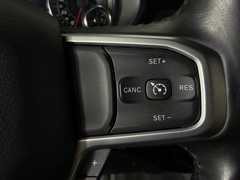 Used 2020 RAM 1500 Big Horn AWD/4WD image 17