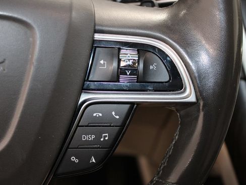 Used 2019 Lincoln Nautilus Reserve FWD image 23