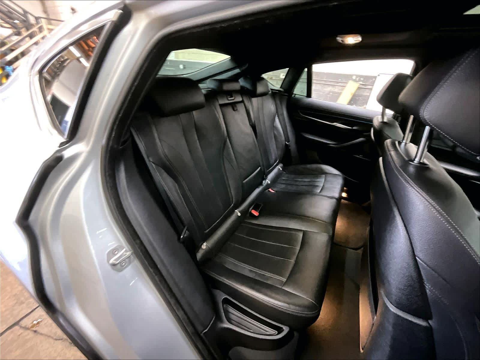 Used 2018 BMW X6 xDrive35i AWD/4WD image 30
