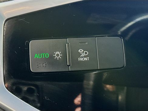 Used 2023 Audi Q3 2.0T Premium Plus w/ Premium Plus Package image 13