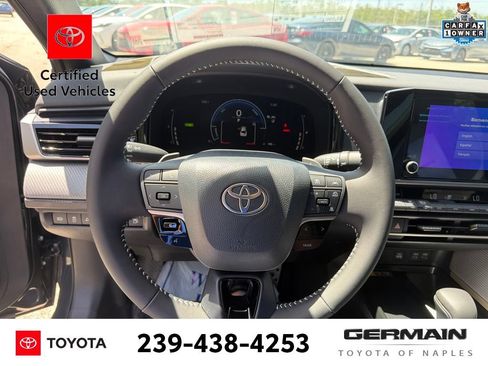 Used 2026 Toyota Camry SE FWD image 15