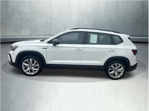Used 2023 Volkswagen Taos S AWD/4WD image 2