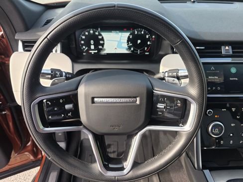 Certified 2022 Land Rover Discovery Sport SE R-Dynamic AWD/4WD image 15