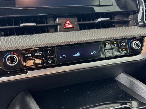 Certified 2023 Kia Sportage LX FWD image 16